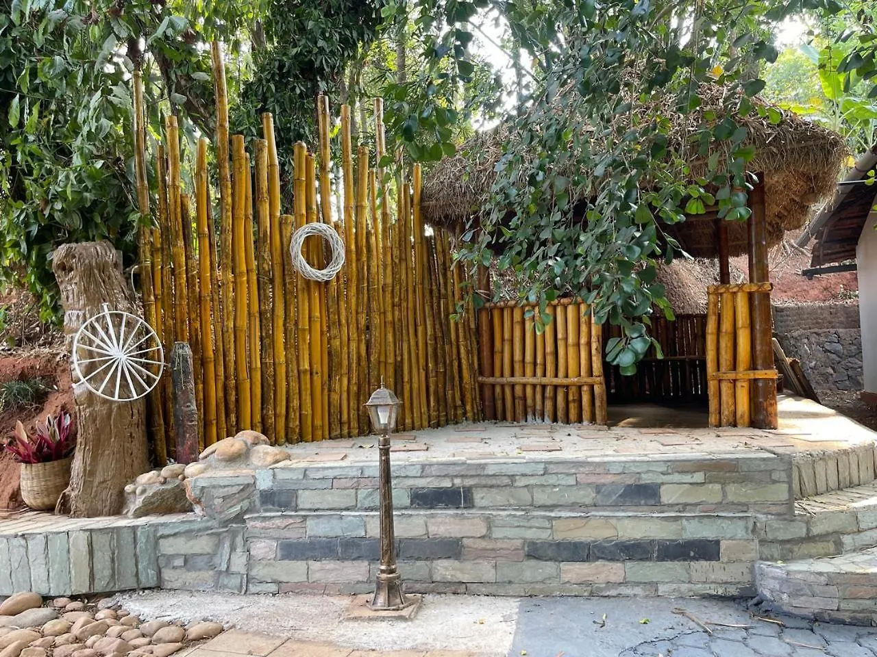 Willowhut Homestay Chegat