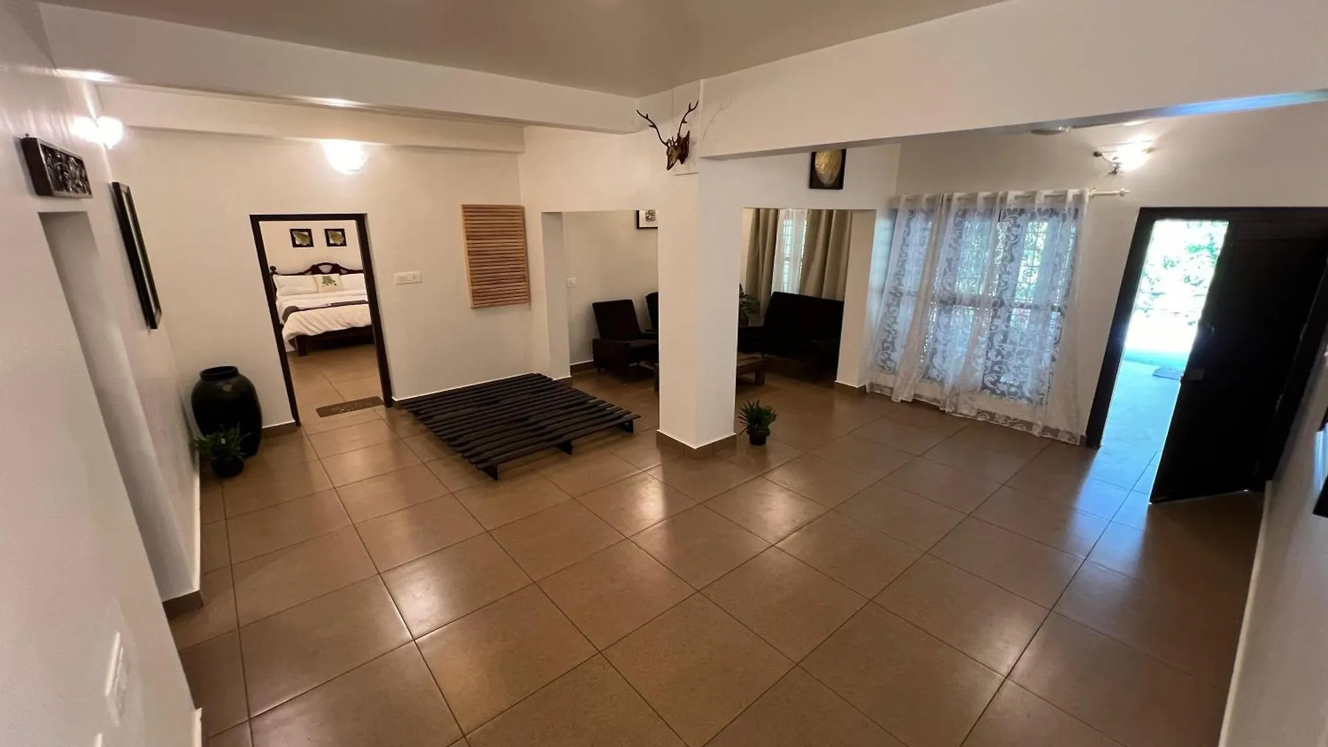 Willowhut Homestay Chegat India